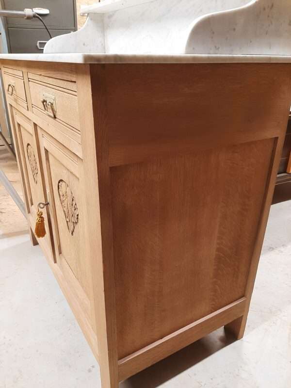 Buffet avec marbre blanc – Image 6