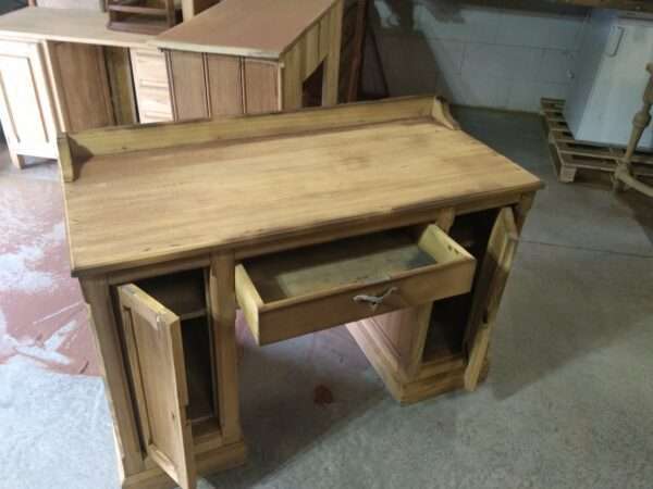 Bureau – Image 2