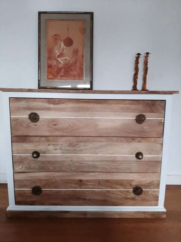 Commode "blanche"